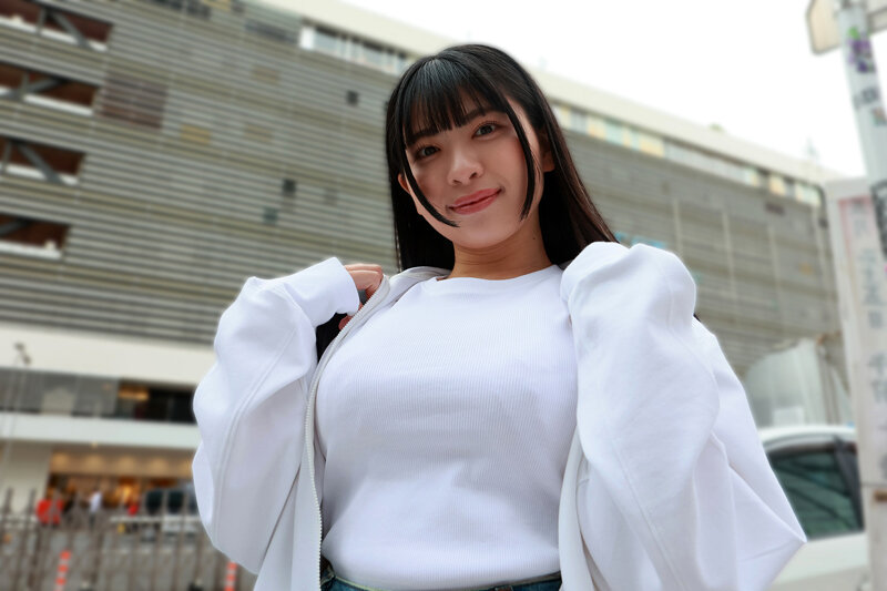 天然爆乳田舎娘のノーブラ東京観光～杏奈ちゃん（Gカップ・97cm） 花柳杏奈花柳杏奈