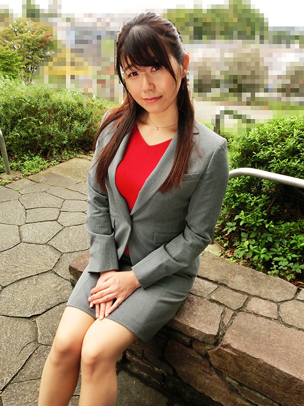 地方教員の禁断裏バイト 綾峰夏乃綾峰夏乃