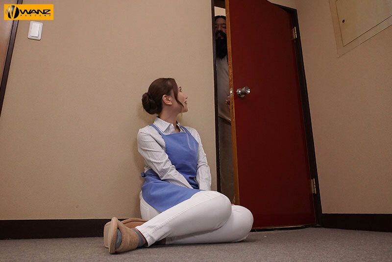 引きこもり自立支援センター 子供部屋おじさんの大量シコティッシュを見かねてチンカスだらけのニートチ●ポでさえ笑顔で性サポートしてくれる優しい巨乳職員のお姉さん 佐山愛佐山愛