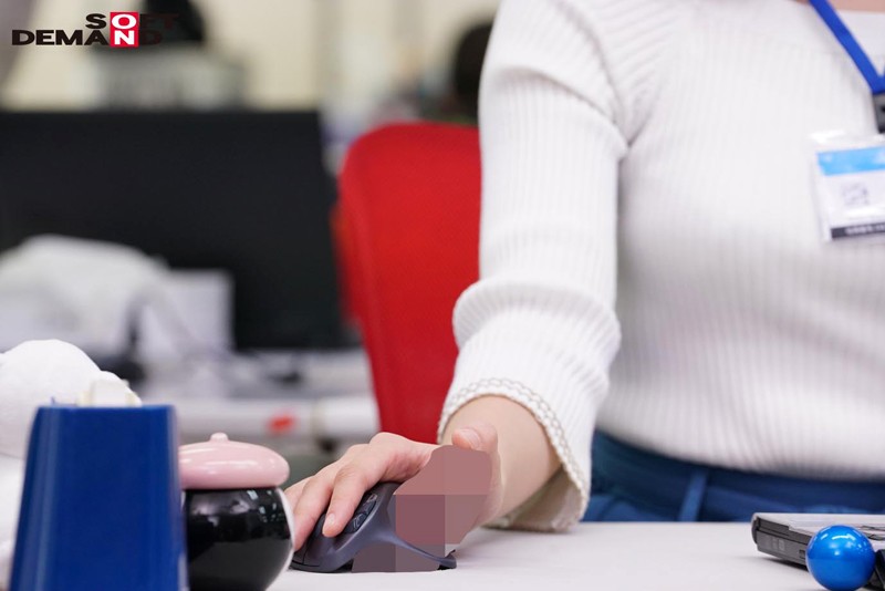 壁！机！椅子！から飛び出る生チ○ポが人気の企業 『（株）しゃぶりながら』 …たまに飲みながら！！美谷朱音（美谷朱里）・黒川すみれ・富田優衣