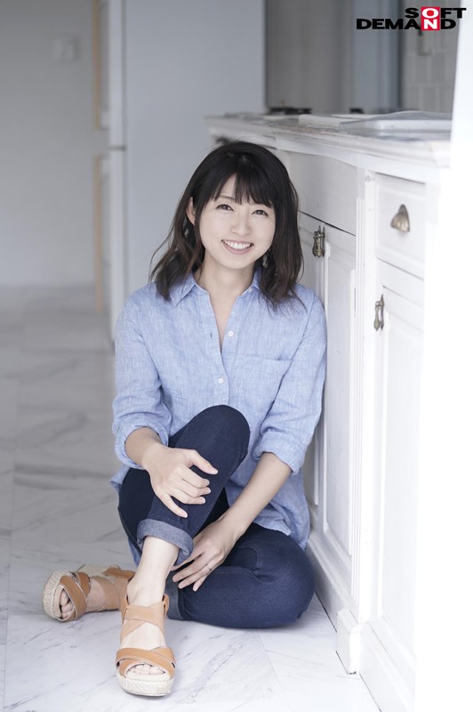 本物人妻11名の初収録デビュー前プレミアムセックス＆本物人妻11名の歴代ベストセックス 合計22SEX収録 総集編8時間竹内瞳・久保今日子・麻生まり