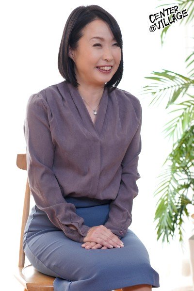 初撮り五十路妻ドキュメント 和泉亮子和泉亮子