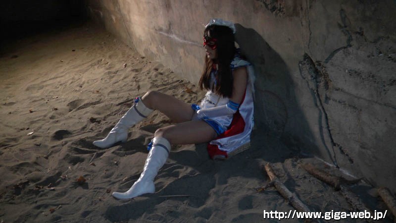 ヒロインピンチ 魔法美少女戦士フォンテーヌ ～史上最大の大ピンチ！～ 通野未帆通野未帆