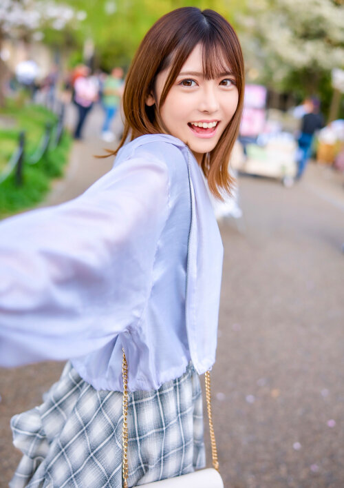 マチアプちゃん！美少女レイヤーが都会で理性オフモード！ハメを外して想定外の中出しエッチ（あかり 22歳 美容専門学生）