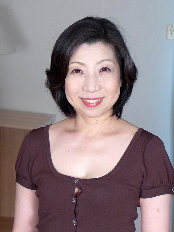 熟女発情期 欲求不満の六十路妻は寝ている夫の横で義弟に… 元会社の部下を誘惑して肉棒を弄んだ好色妻倉田江里子・高園ゆり子（三雲ゆり子）