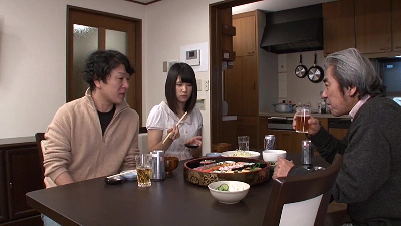 お義父さんあそこが疼いてしょうがないんです…。 だってマスオさんがもう2年もしてくれないんですもの 白咲碧白咲碧