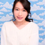 吉祥寺で見つけた心優しい巨乳の女子大生 童貞くんのオナニーのお手伝いのつもりがセックス練習ってことで素股していてヌルっと入って筆おろし！？ 春風コウ春風コウ