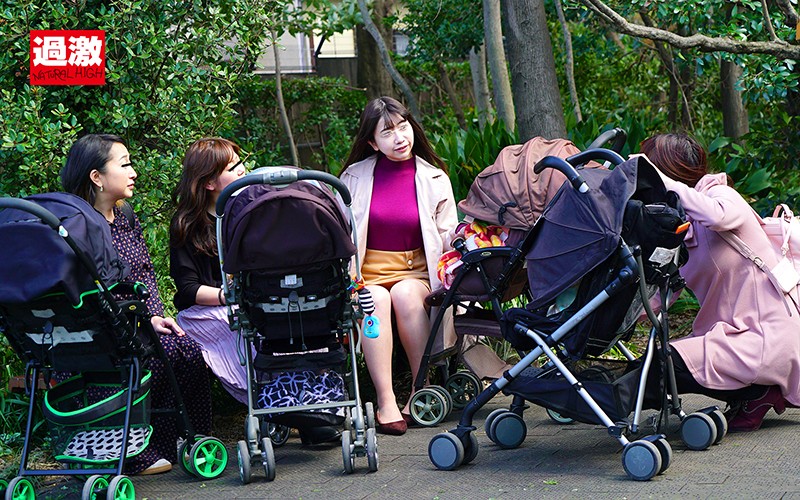 産後処女を奪われ一度イッたら長時間アクメで痙攣が止まらないイキッぱなしベビーカー妻5 1名増量特別版