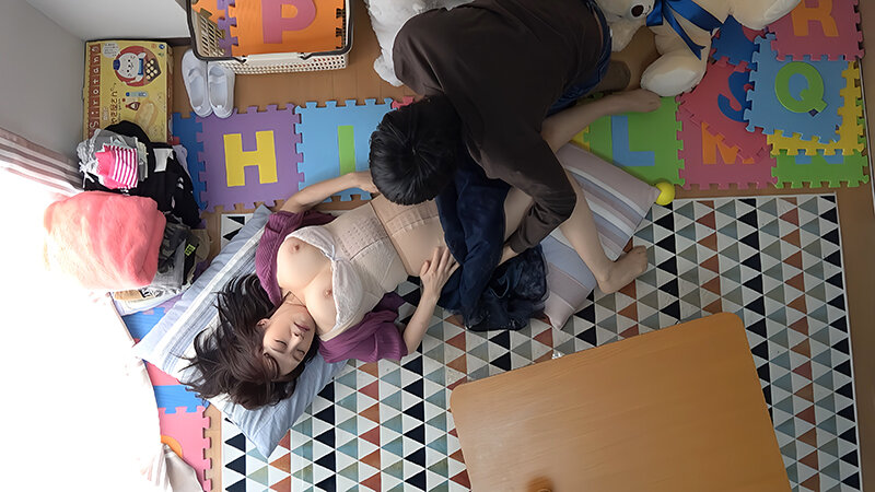 おばさんの交尾実態映像 熟れた子宮とマ○コをご無沙汰チ○ポで同時に突かれ雌イキが止まらない 12人5時間SP！