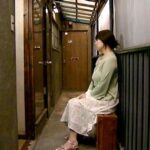 色っぽい嫁 隣りの新婚嫁を覗く/18才の後妻/オラの嫁のでっかい乳房日向まひる・夏海エリカ・秋川りお（美月このみ）