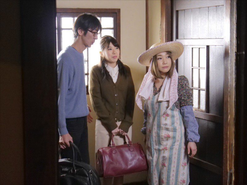 農家の嫁 有坂深雪有坂深雪