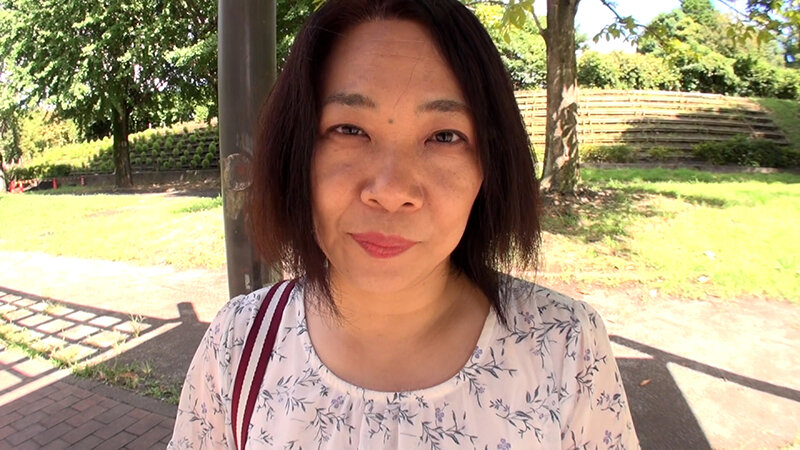 超絶感度で何度も絶頂を繰り返す逸材熟女！男優SEXで強烈な快感を知った今、撮影SEXに嵌り癖になるドスケベ熟女！