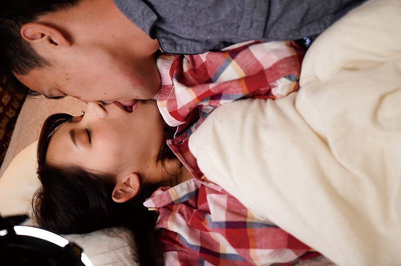 W不倫のスリルを楽しむため、私は夫と結婚しました！ 星乃水音星乃水音