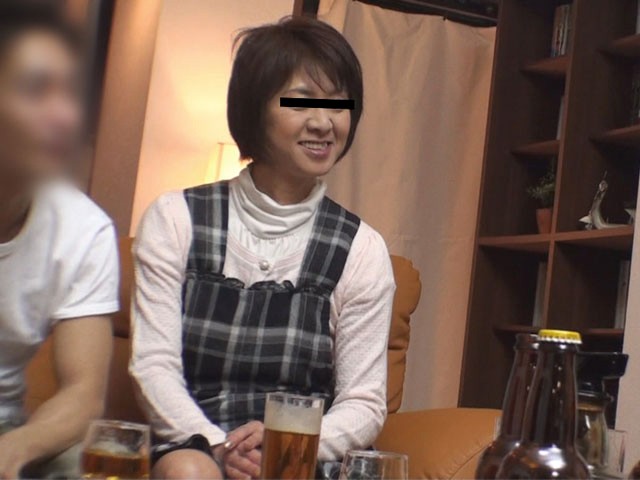 実録 堅物な妻をイカサマゲームで騙して他人に猥褻行為を… 3時間DX