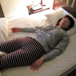 妻を騙してモデルのバイトをさせ他人の勃起したモノを…DX