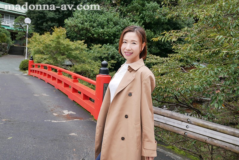 Madonna専属 台湾が生んだ奇跡の美魔女 第2弾！！ 夫を忘れて貸切旅館でプライベートをさらけ出す1泊2日の不倫温泉旅行 林美玲林美玲