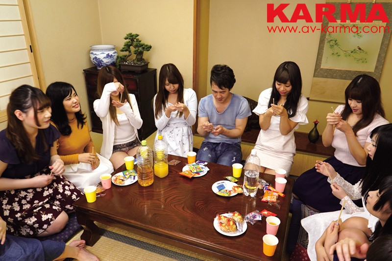 関東圏某ベッドタウン○○市 △△町内会公民館 欲求不満な美人妻たちの昼下がりエロ婦人会ビデオ 2