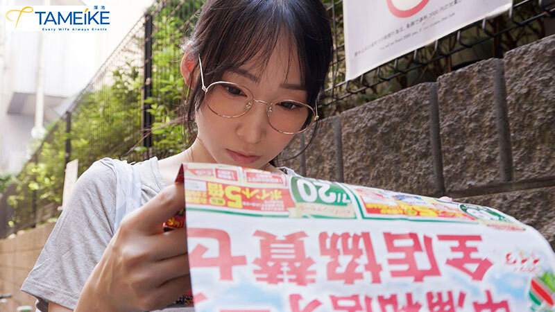 筋肉バリキレ！性欲異常！男の汗と精子の匂いでドスケベ覚醒する肉食妻のエグい程下品な汗だくち○ぽトレーニング 蓮実クレア蓮実クレア