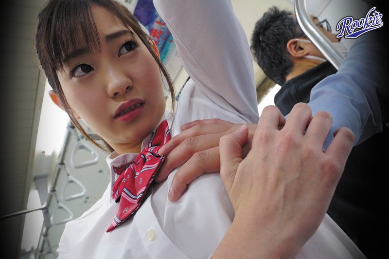 このスリルがたまらない。 女を立っていられないほど感じさせる痴●-チカン-BEST 8時間天海つばさ・日菜々はのん・あやみ旬果