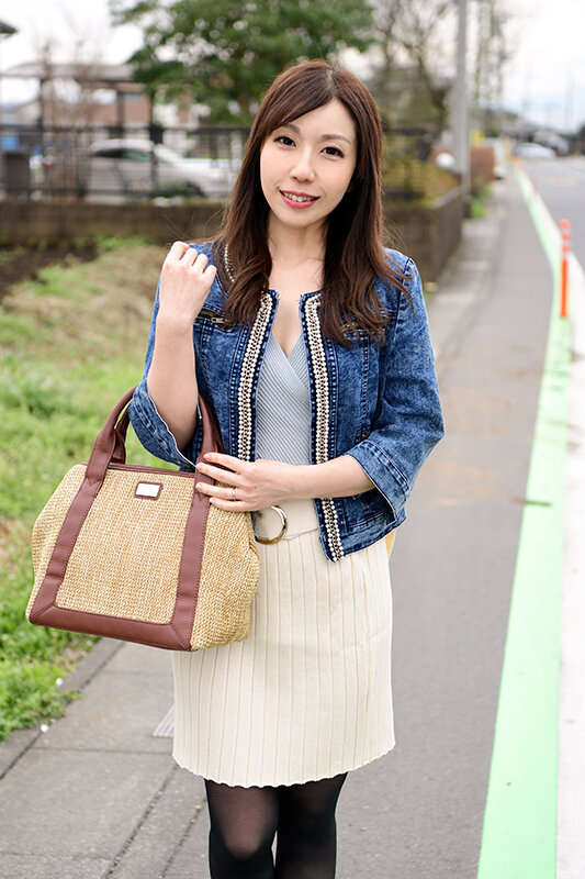 素人人妻インタビュー File No.022