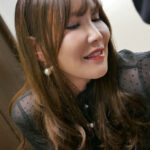 ブーツの美魔女とナマ交尾 即ズボチ○ポの快感に美貌が蕩ける… ほのかさん33歳