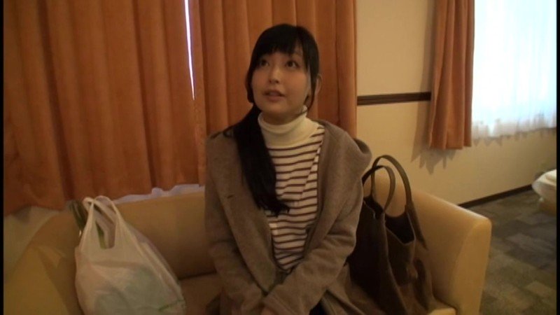 あなたごめんね 私、若い男の子に恋したの ～娘の画像を見ながらSEXして背徳感を楽しむ人妻～ 並木塔子並木塔子