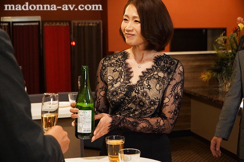 会社も、妻も、奪われた―。社長夫人NTR 友田真希友田真希