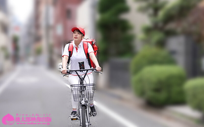 巷でウワサの人妻出張感 男を惑わす肉感完熟デリバリー もっちりパツパツ悩殺デカ尻！無自覚フェロモンでエロ災難つづきな極度敏感奥さま 弥生みづき弥生みづき