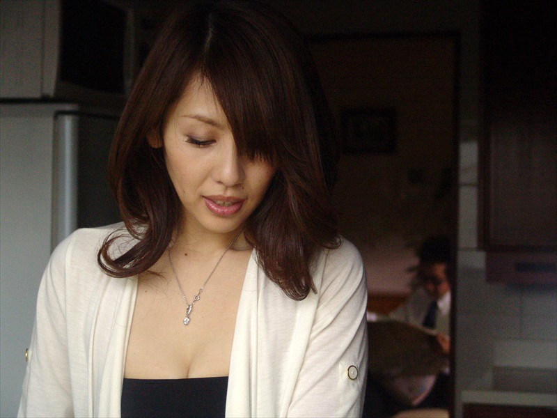 色地獄に堕ちた団地妻