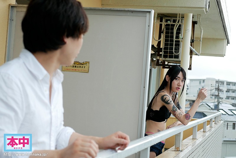 隣に住む魅惑の絶倫タトゥー美女 ～僕の家に彼女が待ってるのに隣のお姉さんの家に呼び出されて中出しされ続けた逆NTRの日々～ 水森翠水森翠