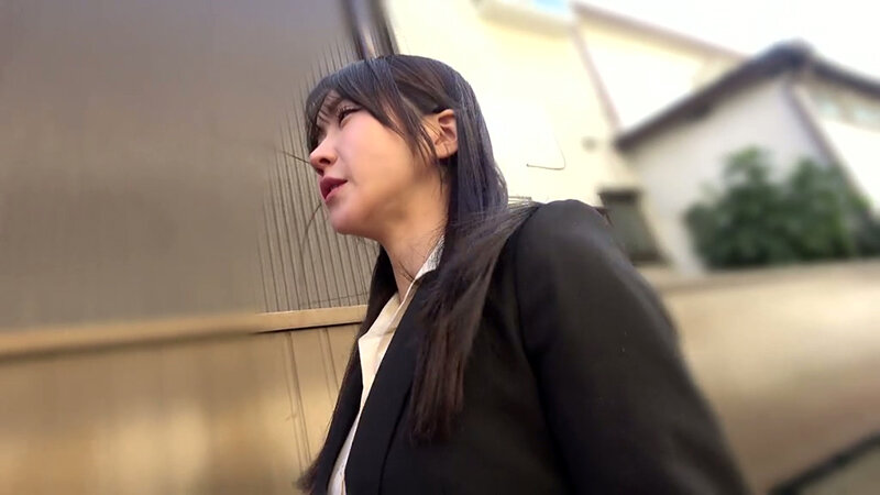 【4K】単身赴任男を際どい水着で寝取りました… 依本しおり依本しおり