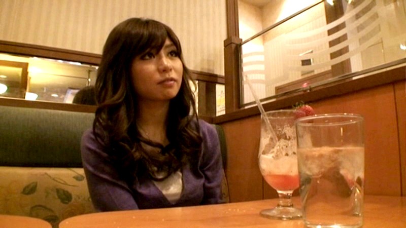 癒しの巨乳若妻 03平井綾