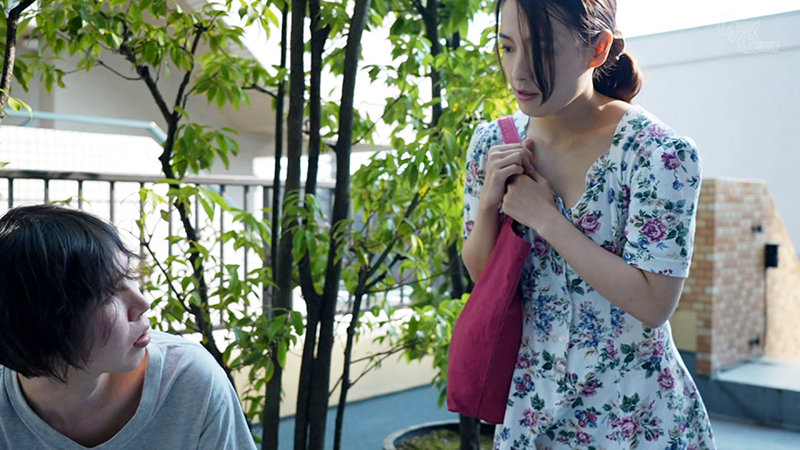 AVに出演したコトが近所の変態輩にバレて…慰みモノにされ生姦しまくりネトラレ輪● 向井藍向井藍