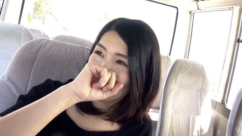 知り合いの人妻を連れて温泉旅行へ003