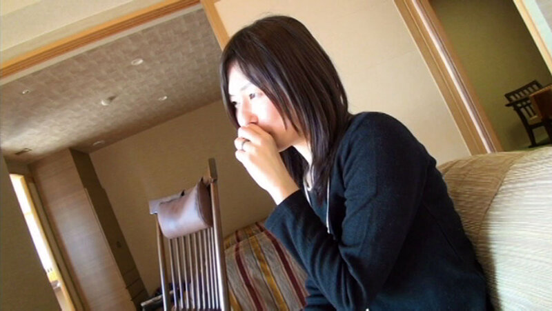 人妻不倫旅行 再会篇合作版 人妻・桃恵（34才）