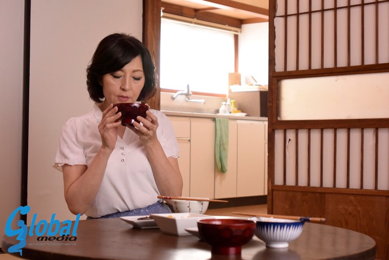 還暦 調教される母 杉本秀美杉本秀美