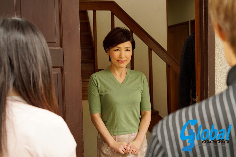 嫁の母と禁断性交 お義母さん…女房よりもずっといいよ 内原美智子内原美智子