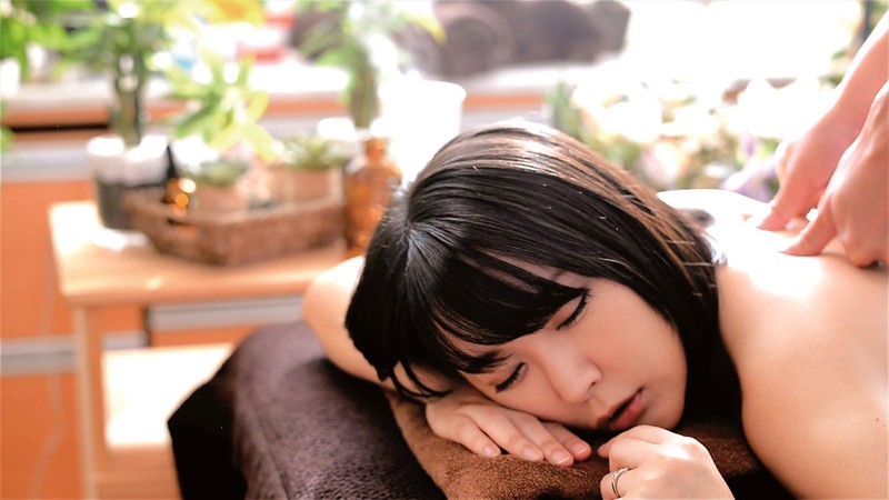 イクイクエビ反り痙攣が止まらない禁断のポルチオ開発性感オイルマッサージ ACT.002 羽生ありさ羽生アリサ（羽生ありさ）