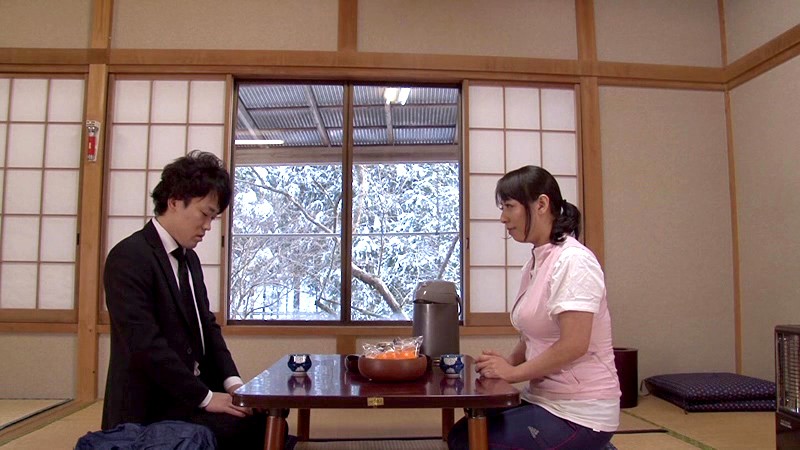 たびじ 恩師の妻 村上涼子村上涼子（中村りかこ、黒木菜穂）