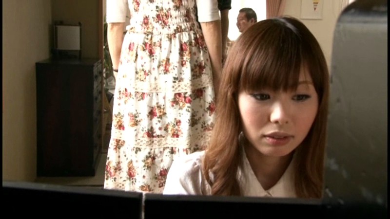 家族にバレないように兄貴の嫁とやっちゃった俺西尾かおり・紗奈・森ななこ