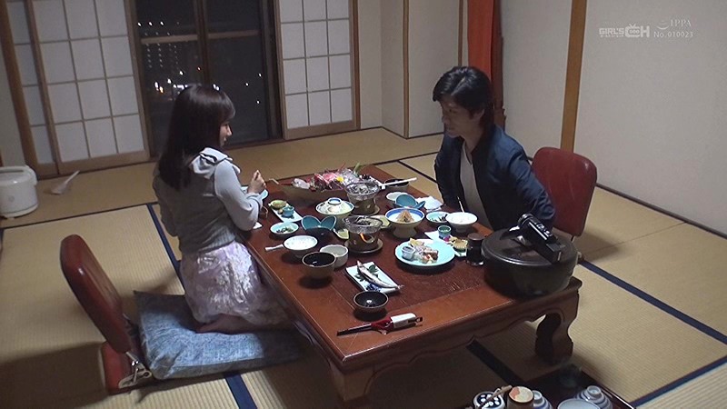 一度きりの不倫旅行 ～夫に内緒で抱いてください～ 花崎りこ花崎りこ