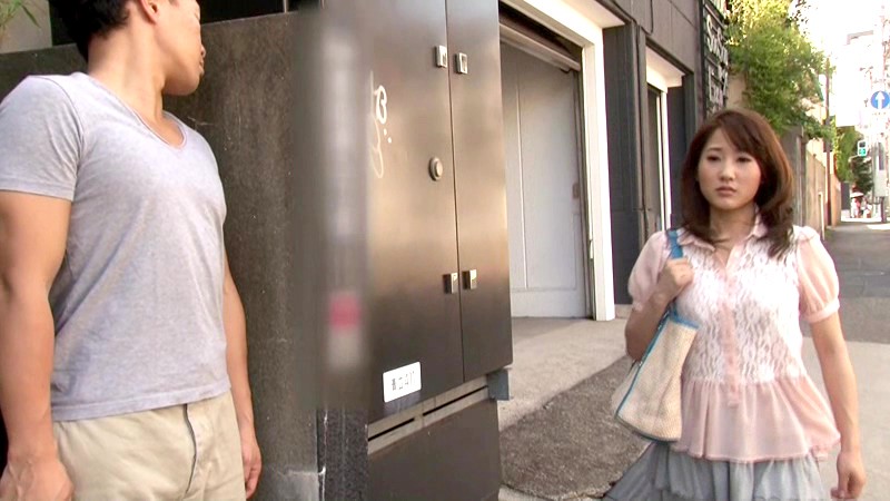 夫を愛していても止められない腰使い 隣に住む兄弟の巨チ○ポにハマル若妻 工藤美紗工藤美紗