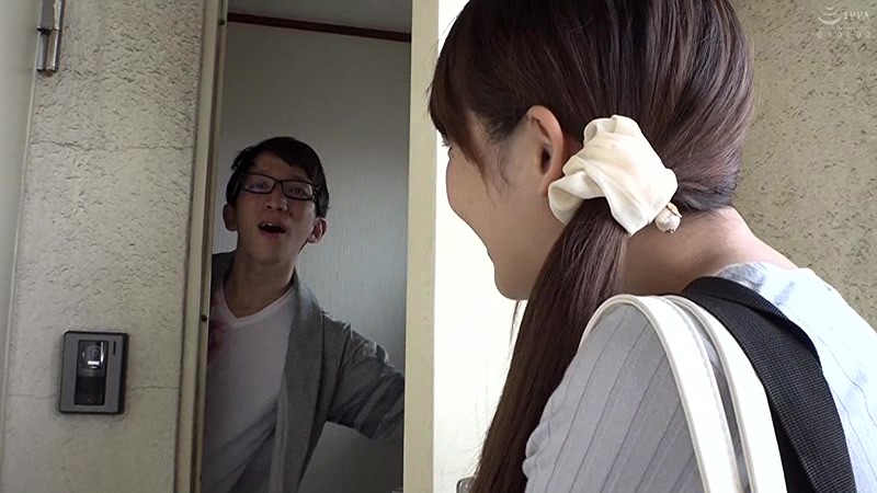 素人妻が一般大学生の自宅にコンドーム1つ渡され一泊 一度のゴム姦では満足できず宿泊中2度もガチ中出しを許してしまう グラインドする騎乗位が下品なGカップ妻 まきさん 29歳