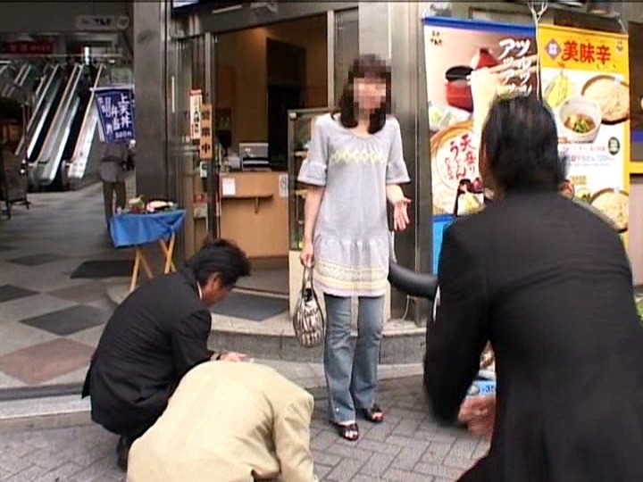 追跡FUCK！！ 続・人妻ナンパ214 ～夏 西荻窪・阿佐ヶ谷七夕土下座～