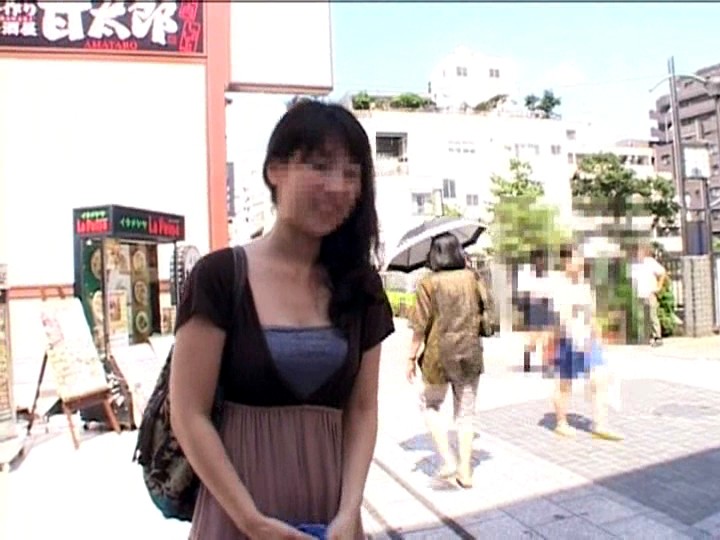 追跡FUCK！！ 続・人妻ナンパ215 ～小江戸川越・所沢土下座～