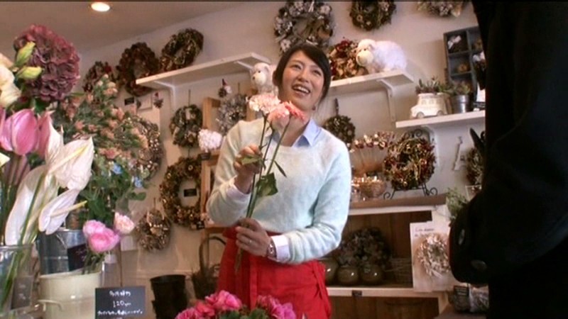 接客中に顔を紅潮させながら感じまくるパート妻 3～花屋、お弁当屋、健康ランド、清掃員～