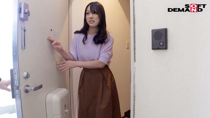 にっこり笑顔の天然ドスケベ、春の始めに思わず不貞。 倉田恵 34歳 第3章 旦那が仕事中 2人で暮らす高級マンションに見知らぬ男たちを招き入れ朝から晩まで合計7発の中出しSEXに明け暮れ満たされた1日倉田恵