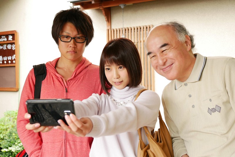 戸田真琴 媚薬堕ち…義父とまぐわう湯けむり不貞中出し妻戸田真琴