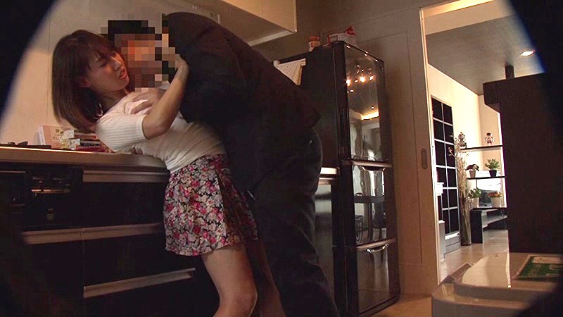 うちの妻にかぎって…「待ってダメっ…待って…」強引に抱き寄せられ唇を許すと、僕の妻は他の男にカラダを許した【寝取られ】人妻中出し【NTR】4