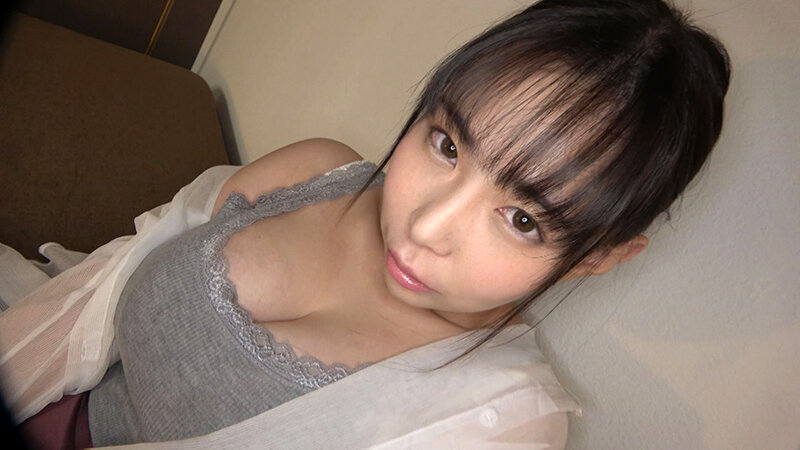 寝取られメガMカップ。旦那とはセックスしないのに義理の息子のチ●ポでイキまくる変態主婦 吉根ゆりあ吉根ゆりあ